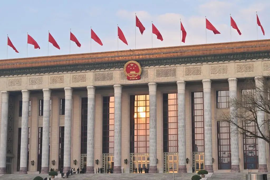 李強提到：新型儲能、“沙戈荒”、海上風(fēng)電